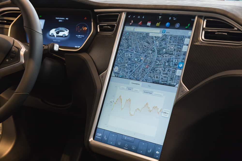 The interior of a Tesla Model S. ( Photo: Shutterstock )