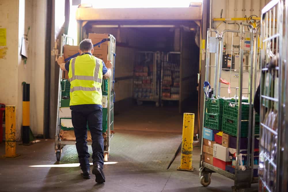 Becoming a Shipper of Choice requires many steps and processes, but it starts with communication, trust and building a relationship. ( Photo: Shutterstock )