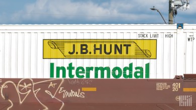 A J.B. Hunt intermodal container on a wellcar